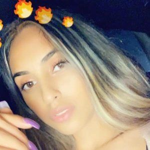 Meet your Posher, Naomi